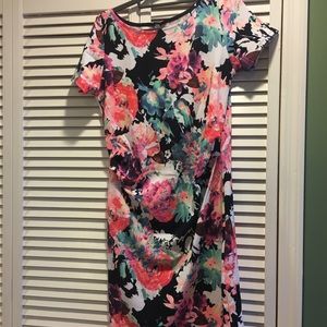 pink blush maternity dress - size medium